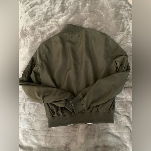 Light Fall Jacket - Picture 2 of 2